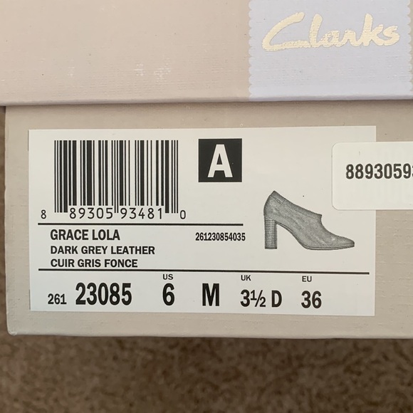 Clark’s Narrative Leather Grace Lola booties size 6, stacked 3” heel New in Box - Picture 9 of 9